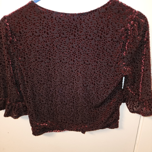 Button up top - Picture 2 of 2